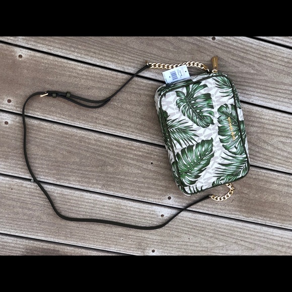 Authentic Michael Kors jet set chain crossbody - Picture 4 of 7